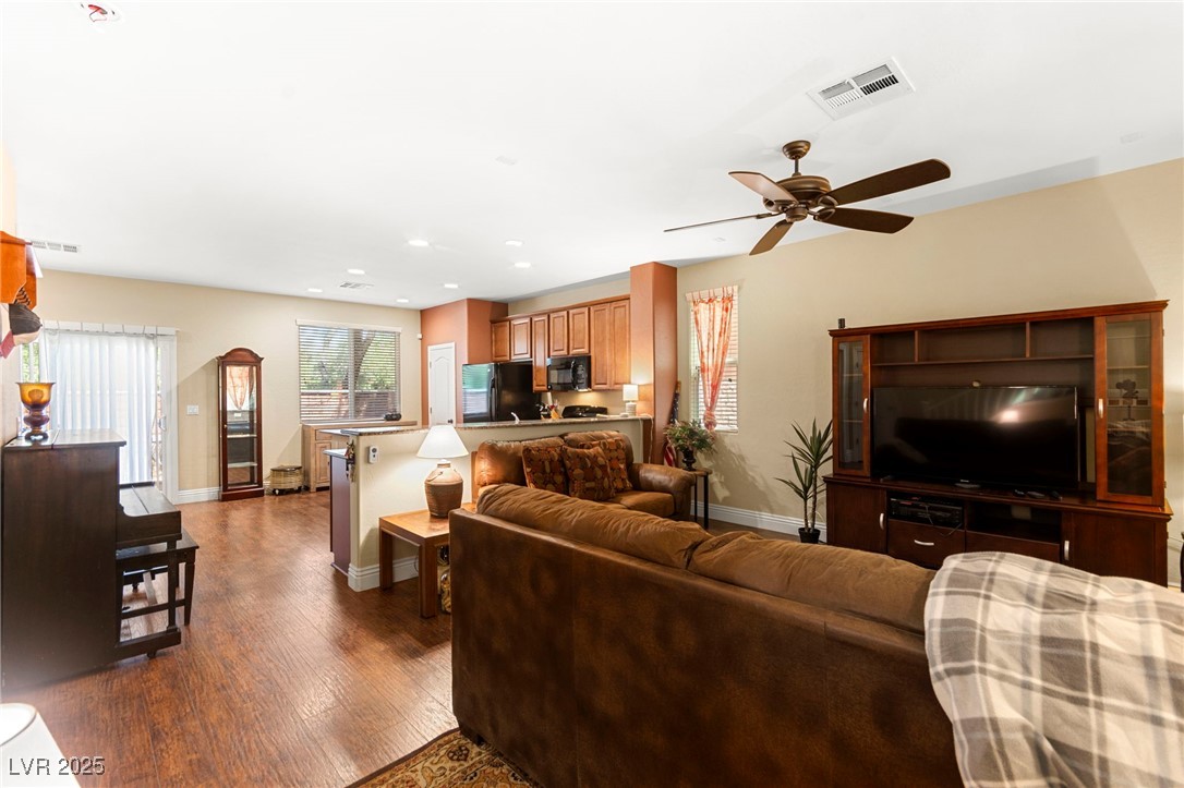 8316 Mokena Avenue Property Photo 10