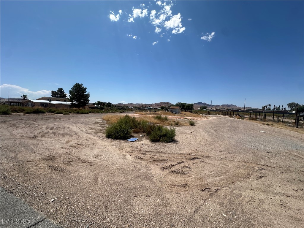 1745 East Meadow Avenue Property Photo 1