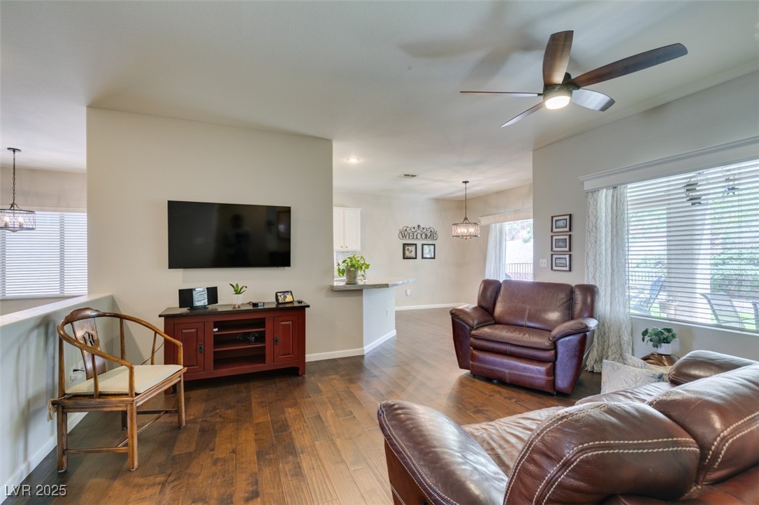 2111 Tiger Links Drive Property Photo 3