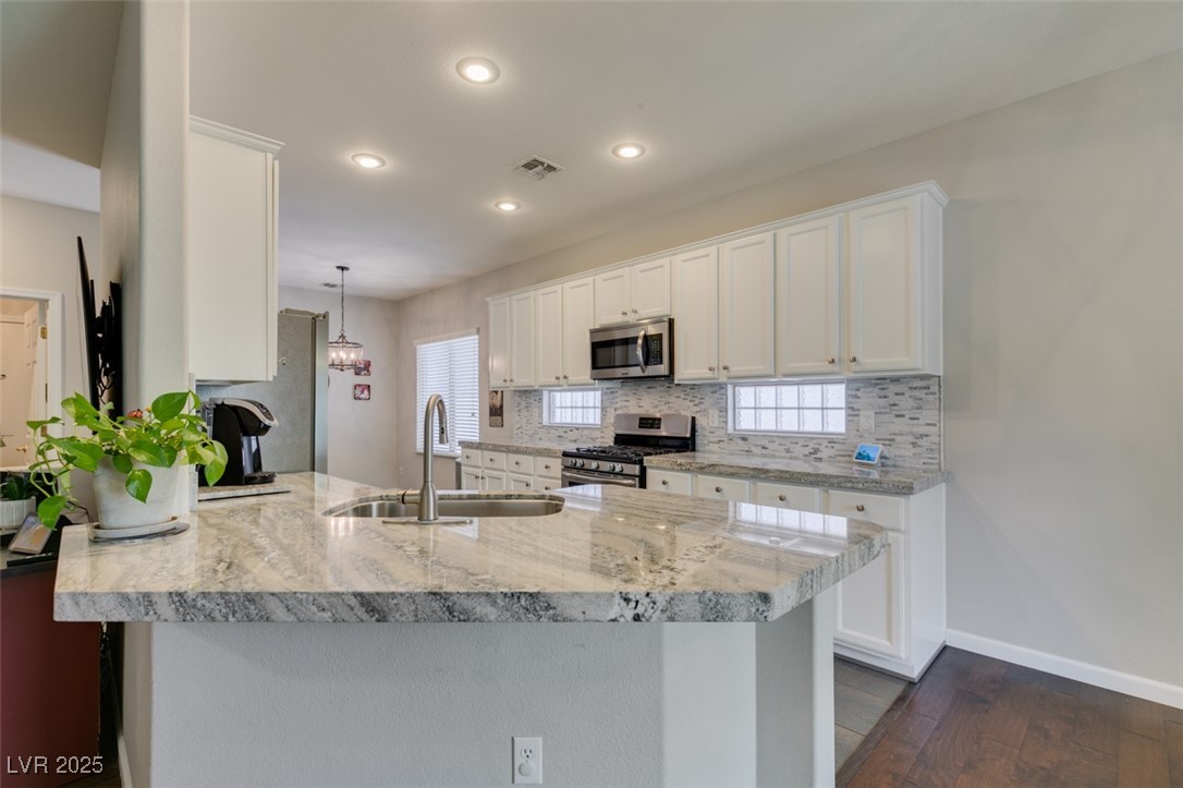 2111 Tiger Links Drive Property Photo 10