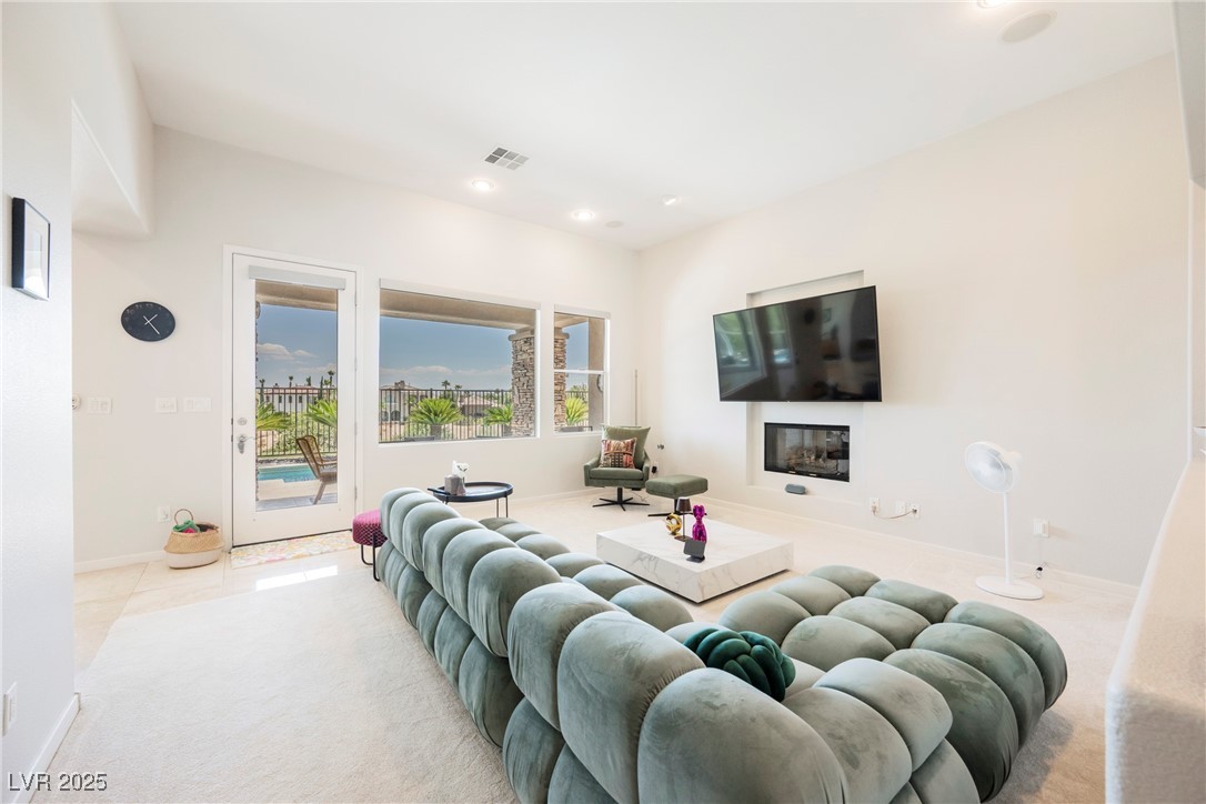 3042 Soft Horizon Way Property Photo 13