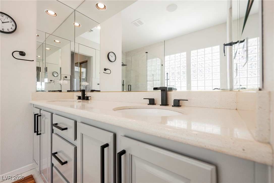 3042 Soft Horizon Way Property Photo 40