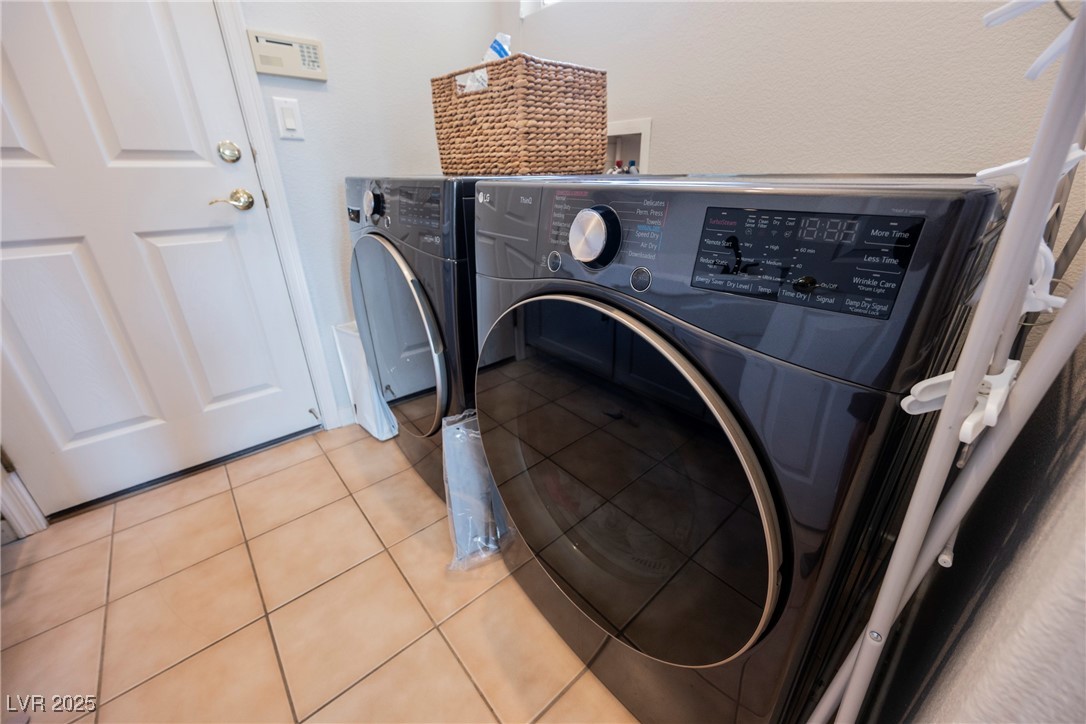 3042 Soft Horizon Way Property Photo 52