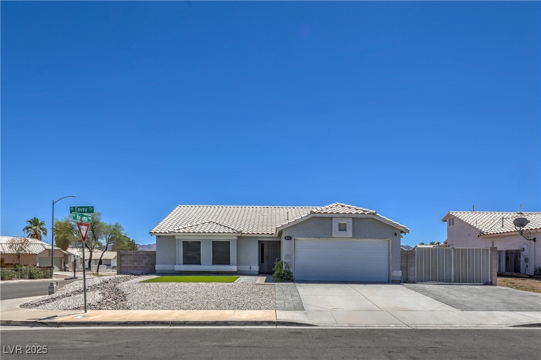 842 Envoy Circle Property Photo 1