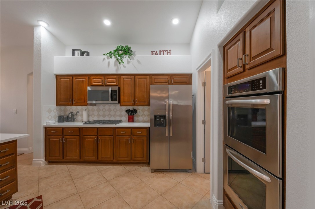 2640 Torch Avenue Property Photo 15
