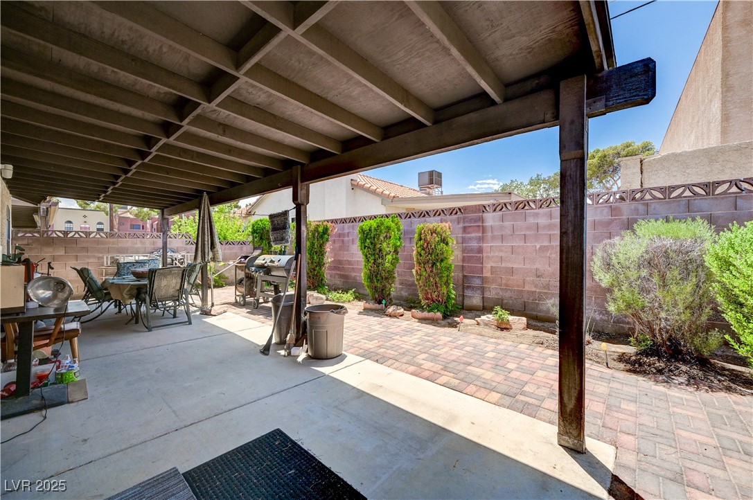 3987 Saddlewood Court Property Photo 24