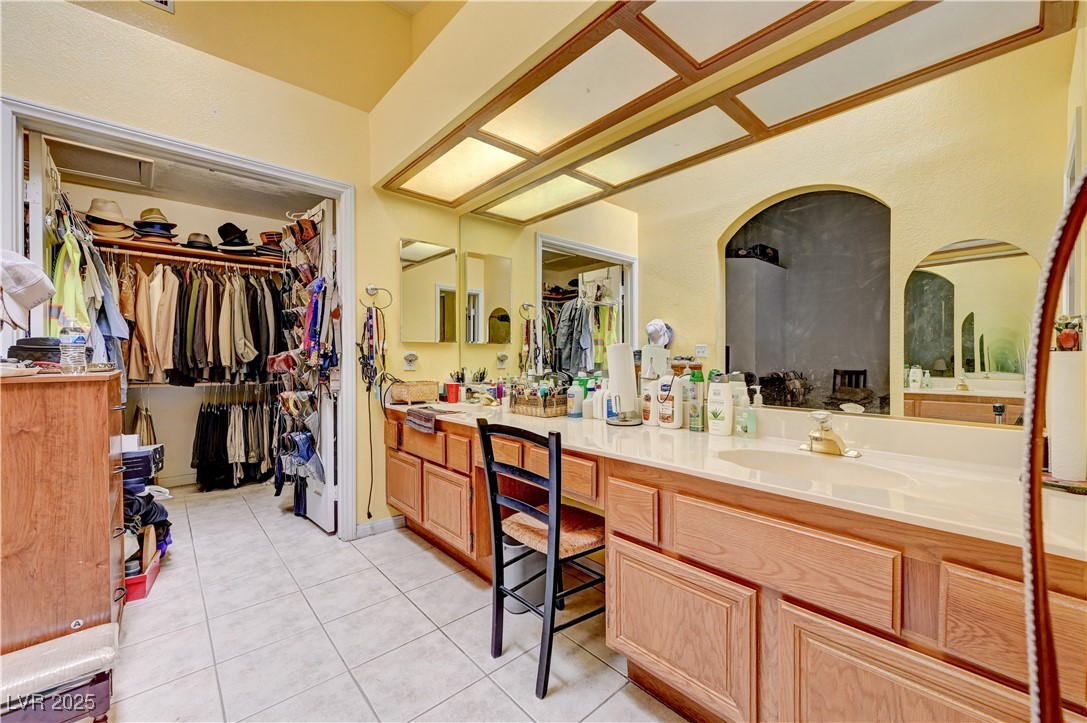 3987 Saddlewood Court Property Photo 36