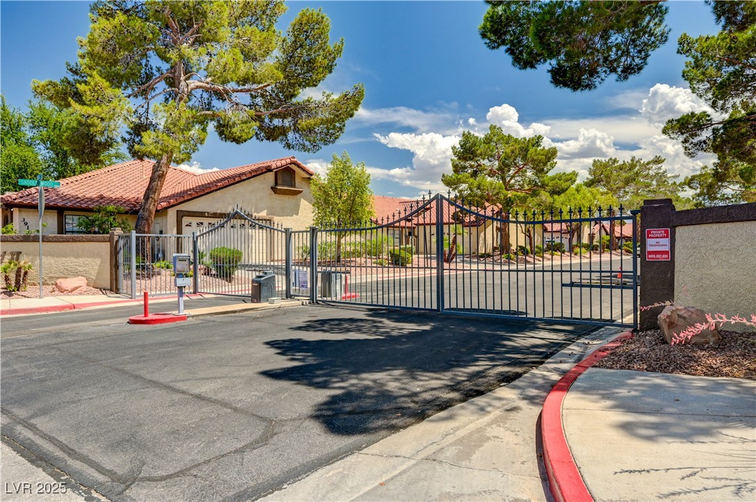 3987 Saddlewood Court Property Photo 44
