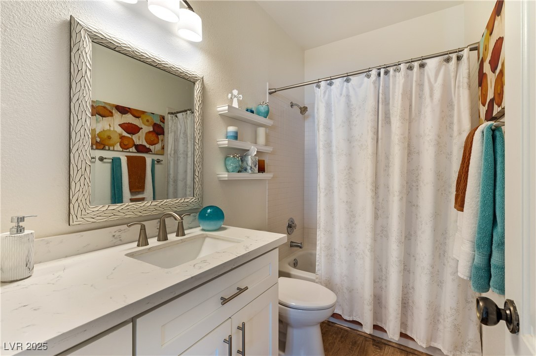 7648 Rolling View Drive 201 Property Photo 18