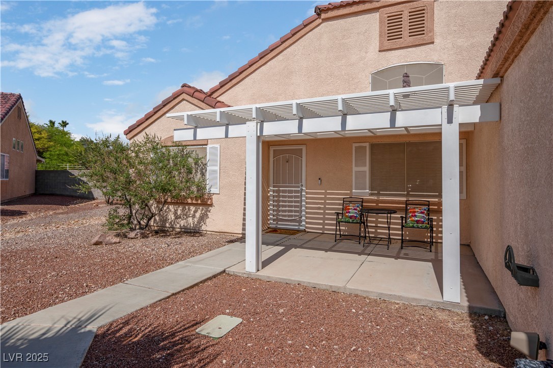 6138 Crystal Flower Way Property Photo 4