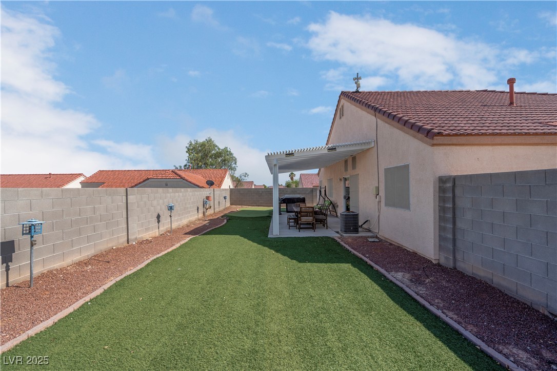 6138 Crystal Flower Way Property Photo 43