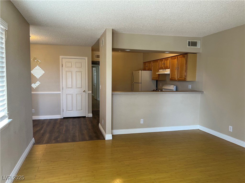 4280 Tara Avenue 3 Property Photo 1