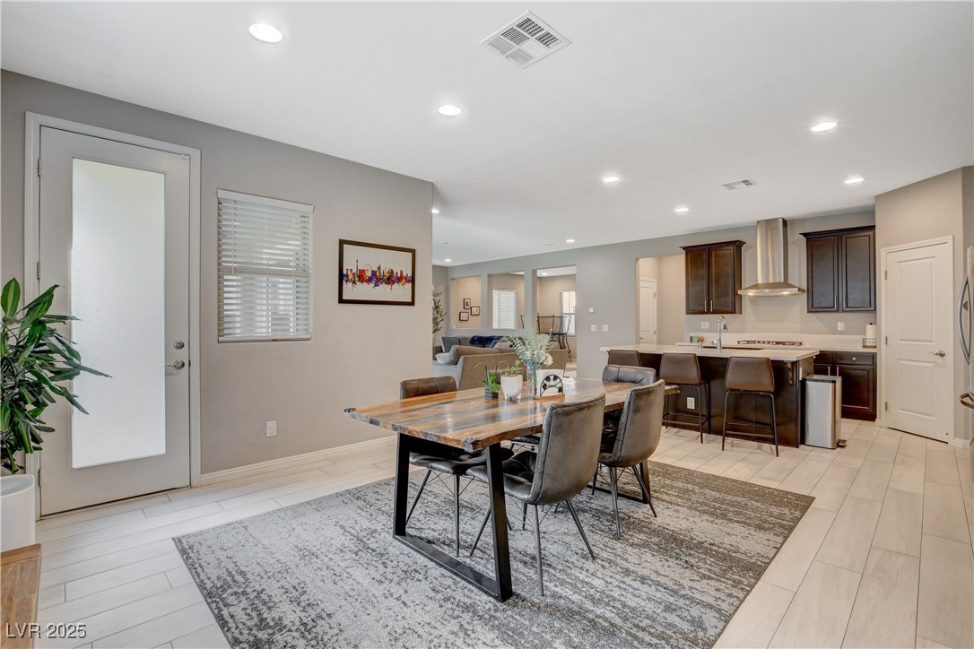 8531 West Oquendo Road Property Photo 18
