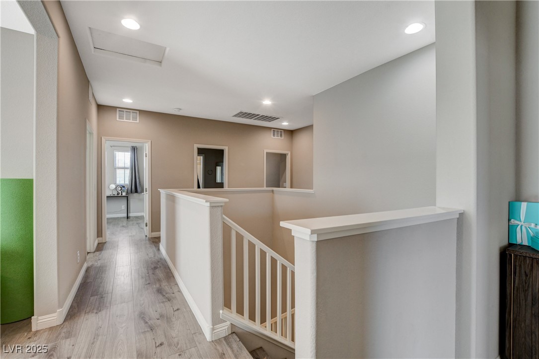 8531 West Oquendo Road Property Photo 22