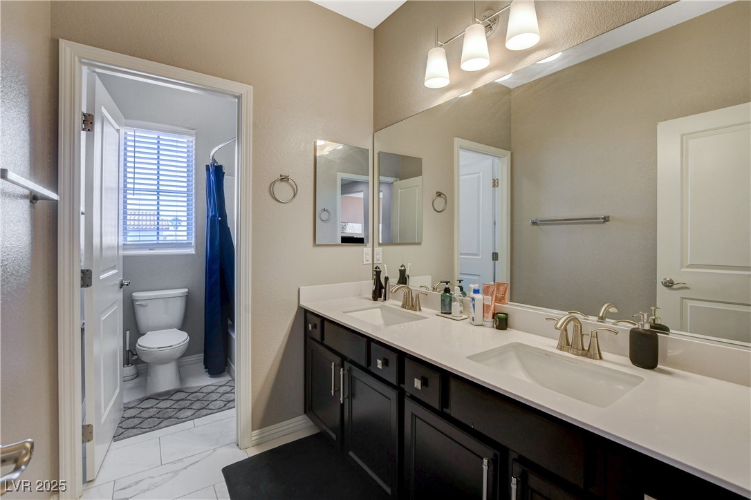 8531 West Oquendo Road Property Photo 30