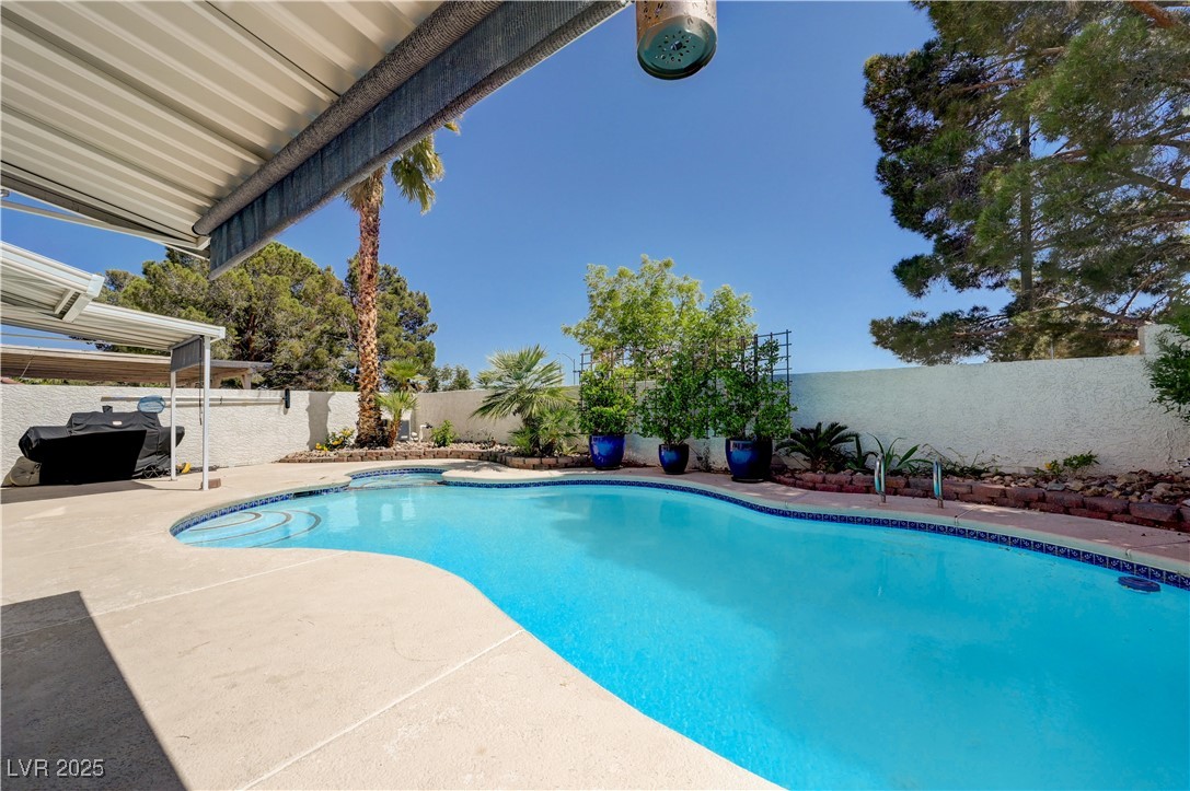9333 Dry Dock Drive Property Photo 34