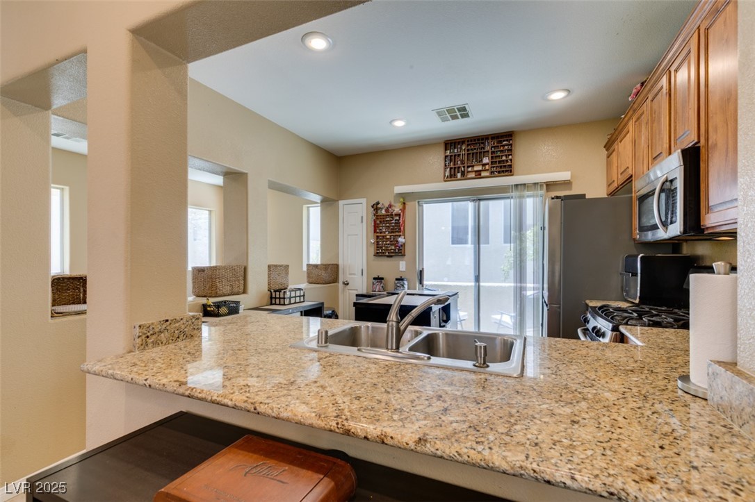 10583 Mann Street Property Photo 2