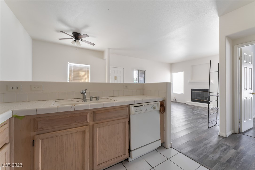 1838 North Jones Boulevard Property Photo 16