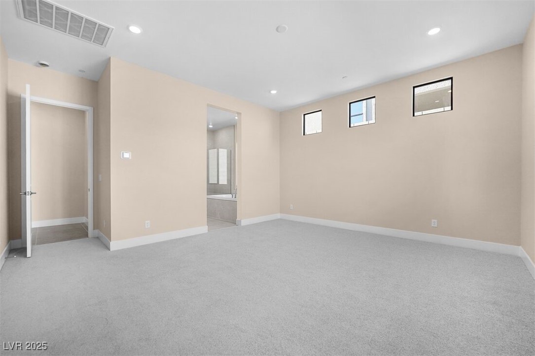 12212 Elderwood Street Property Photo 7