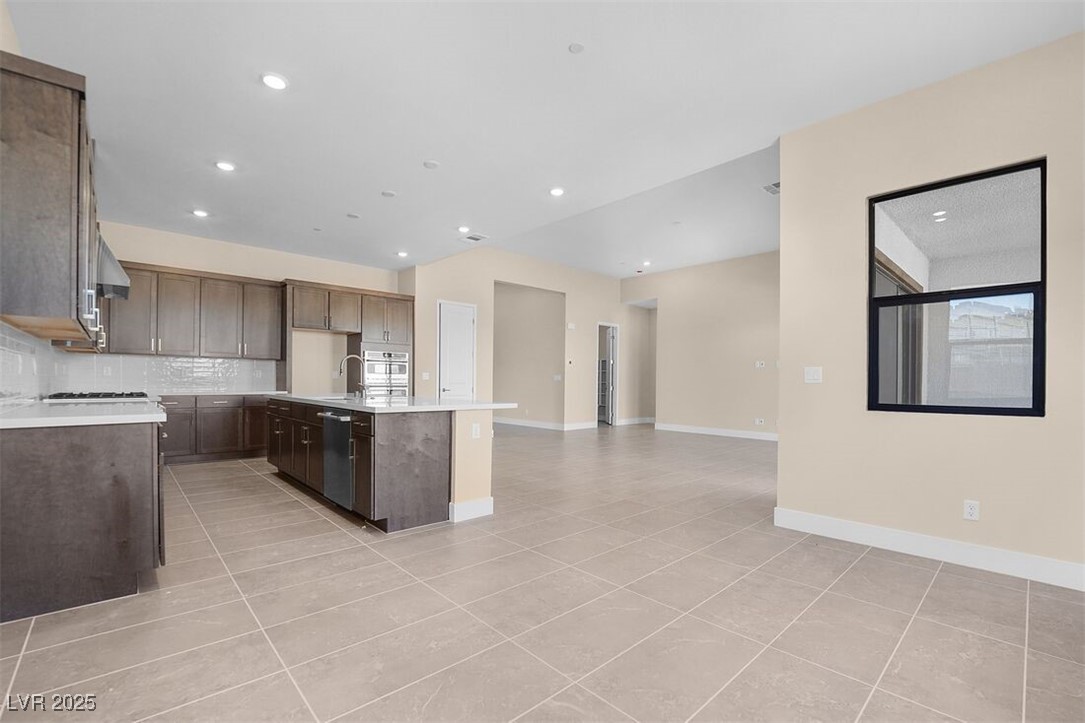 12212 Elderwood Street Property Photo 19