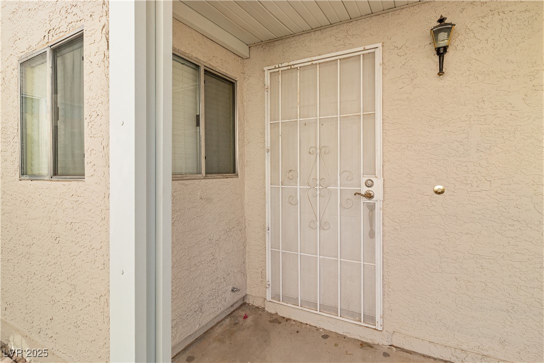 2152 High Dunes Lane Property Photo 4