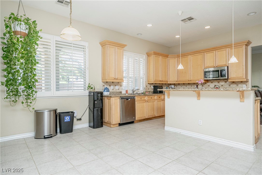 9660 Drayton Avenue Property Photo 11