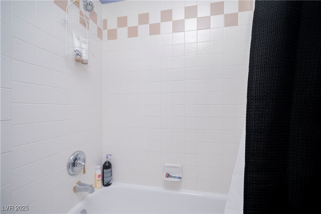 9660 Drayton Avenue Property Photo 21
