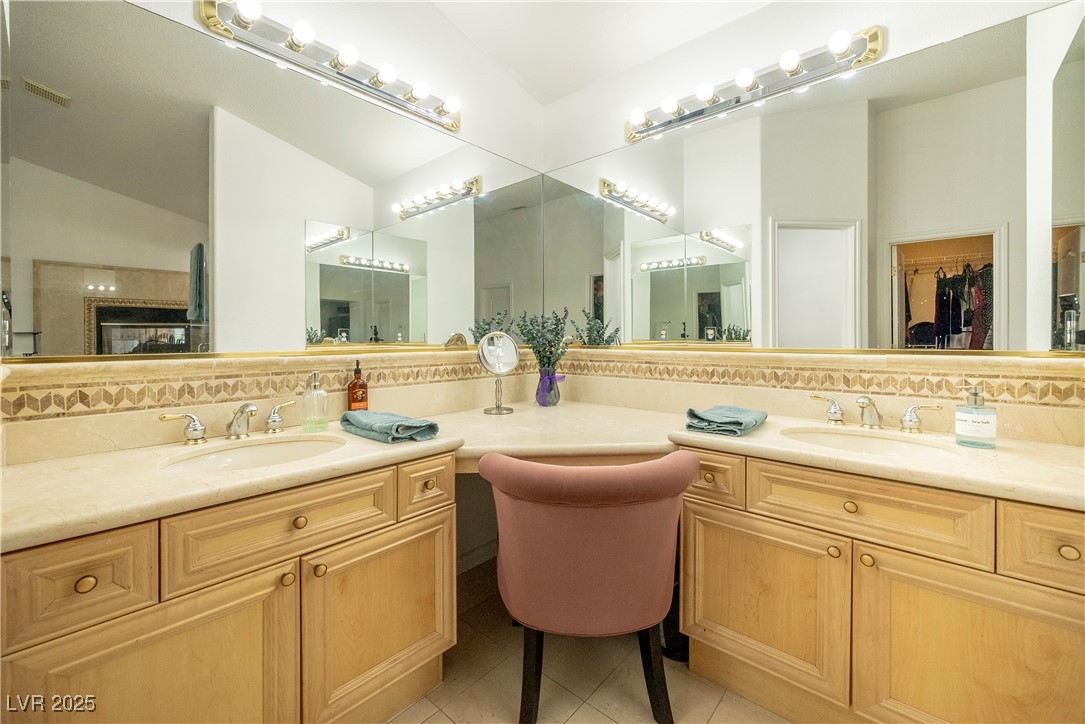 9660 Drayton Avenue Property Photo 33