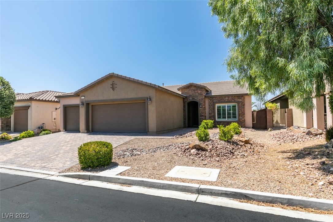 6085 Ryan Ranch Avenue Property Photo 1