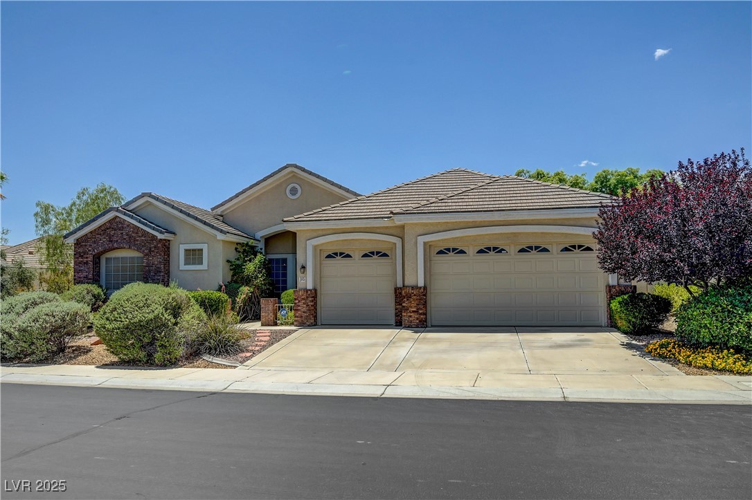 905 Star Pine Drive Property Photo 1