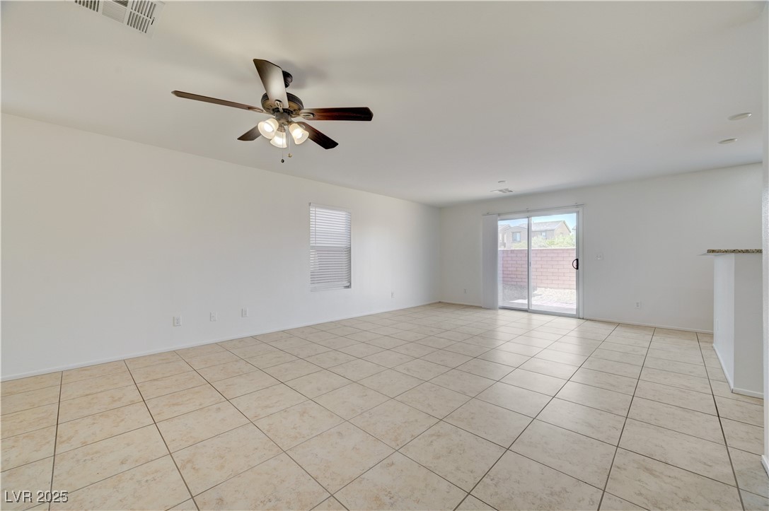 9252 Valley Ranch Avenue Property Photo 11