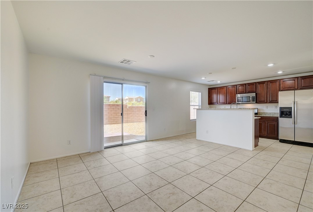 9252 Valley Ranch Avenue Property Photo 12
