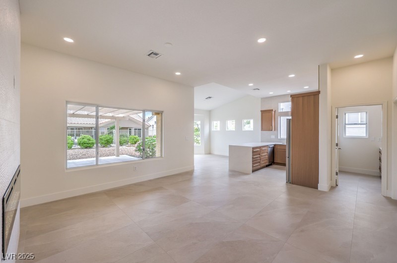 10421 Linfield Place Property Photo 1