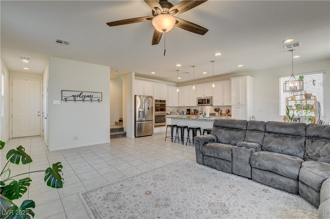 4240 Spring Storm Avenue Property Photo 15