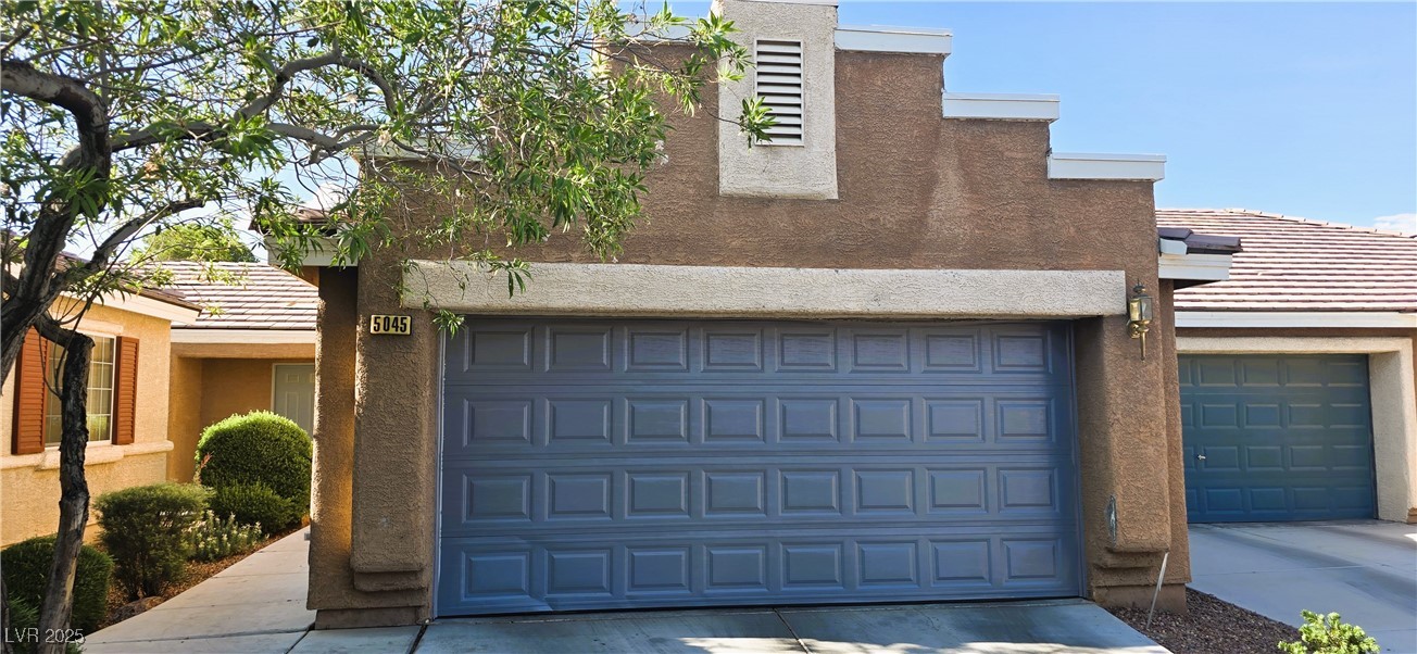 5045 Bayberry Crest Street Property Photo 1