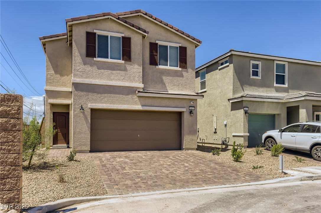1611 Prairie Fields Court Property Photo 1