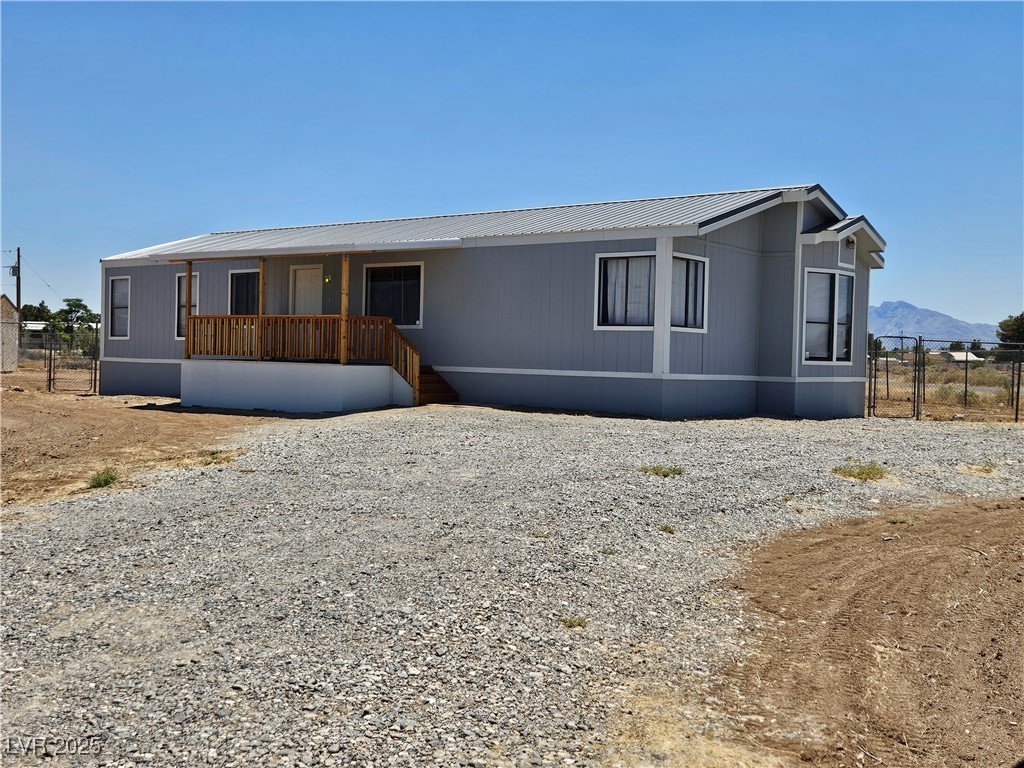 2111 West Mesquite Avenue Property Photo 1