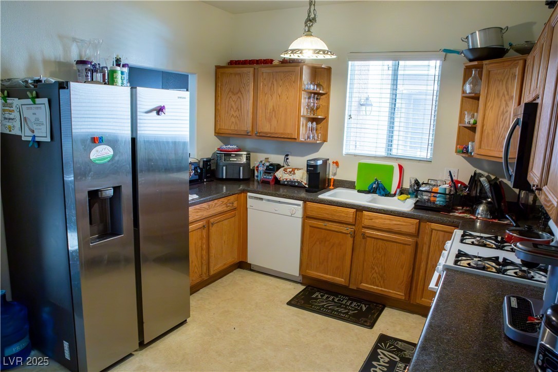 5216 Loma Verde Avenue Property Photo 5