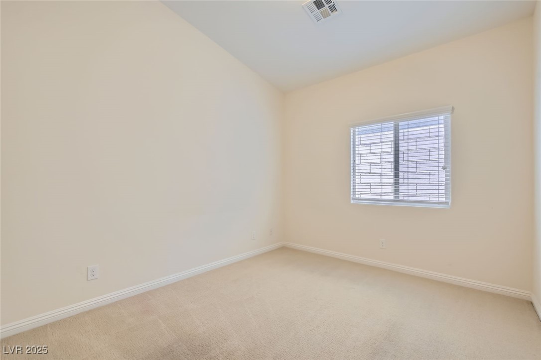 9252 Oxbow Lake Avenue Property Photo 14