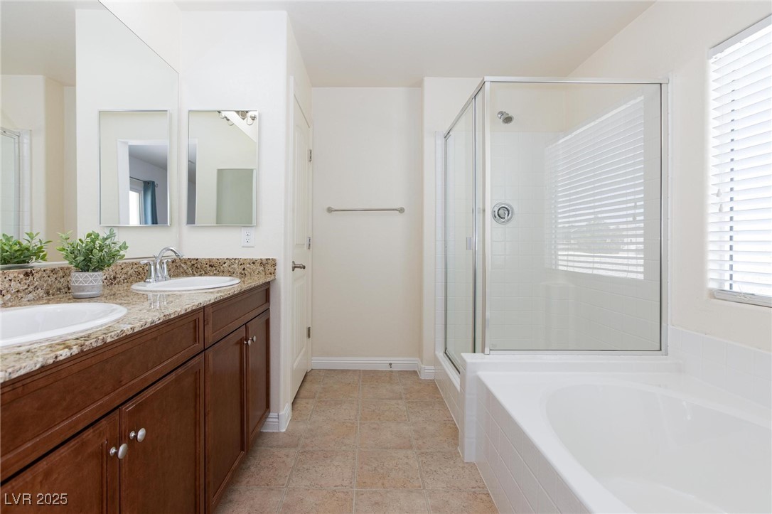 1037 Water Cove Street Property Photo 22