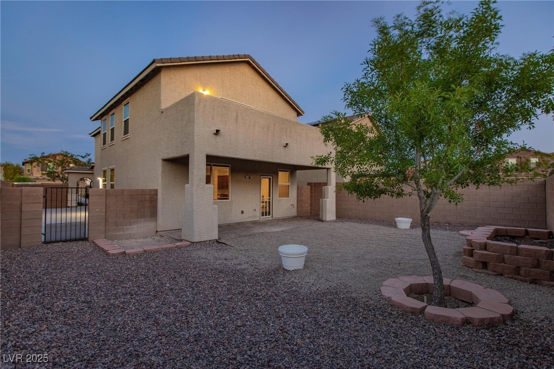 1037 Water Cove Street Property Photo 32
