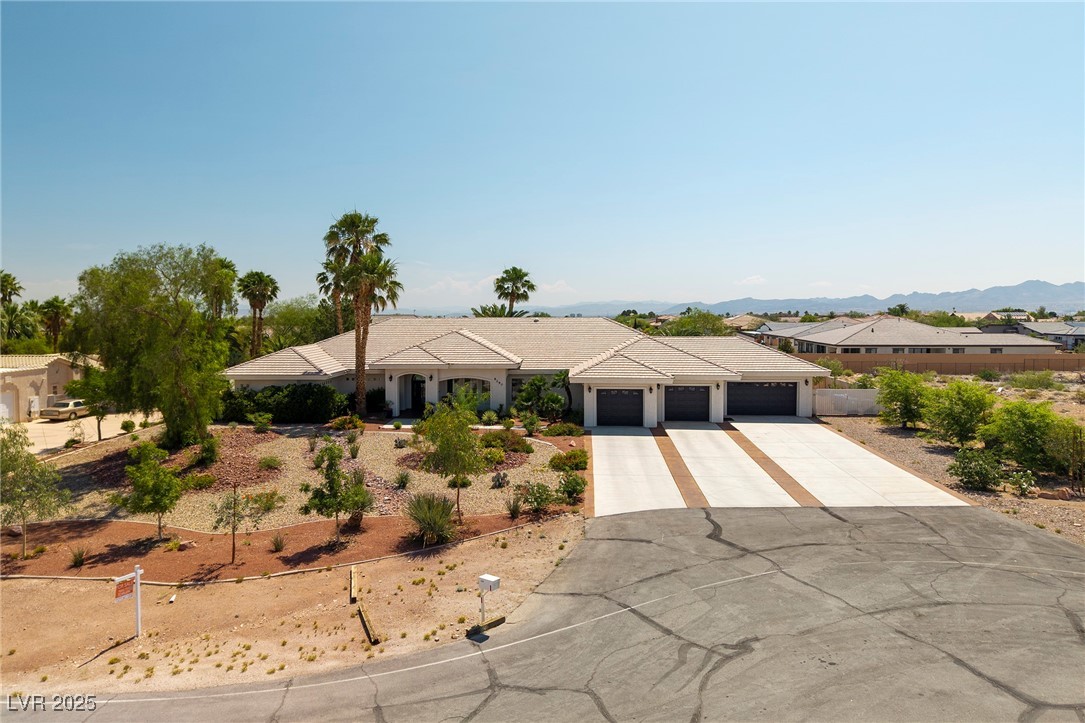 8290 Gagnier Boulevard Property Photo 2