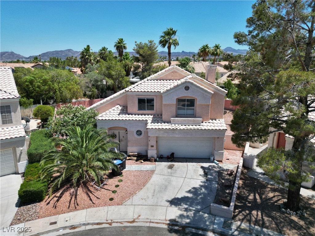 2500 Cortina Avenue Property Photo 1