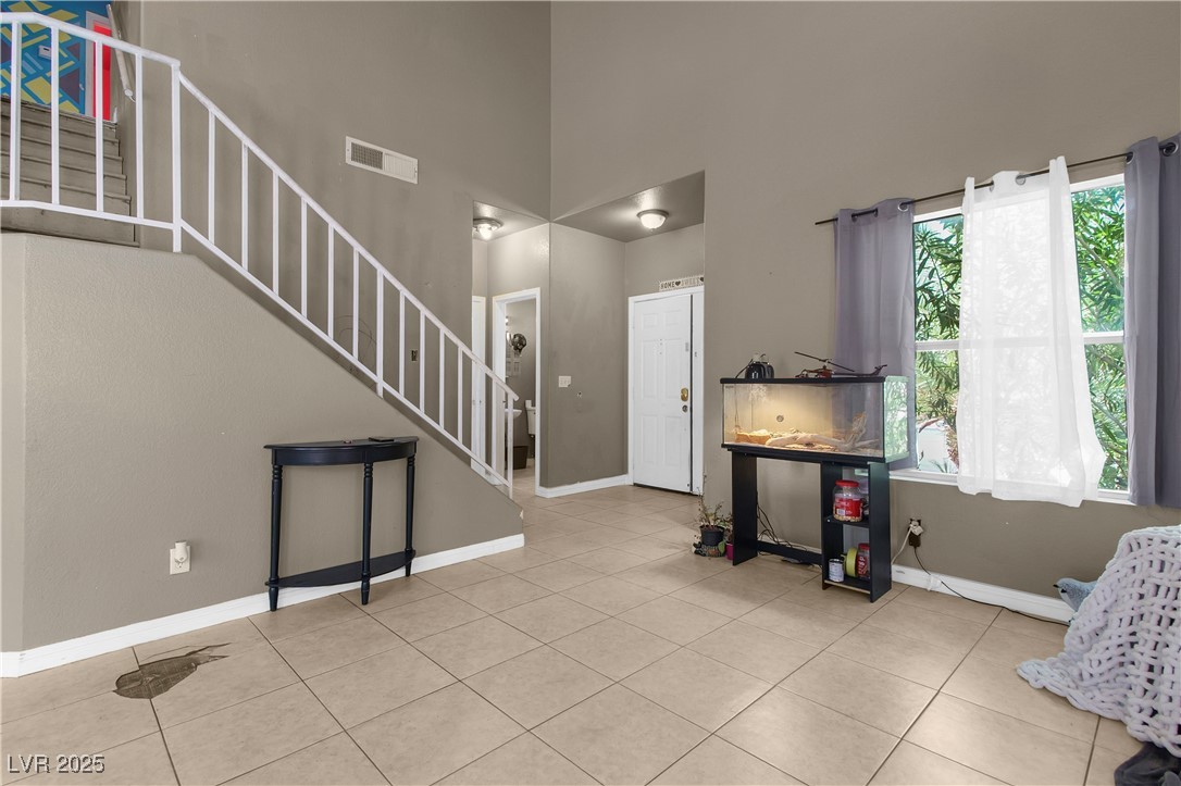 2500 Cortina Avenue Property Photo 3