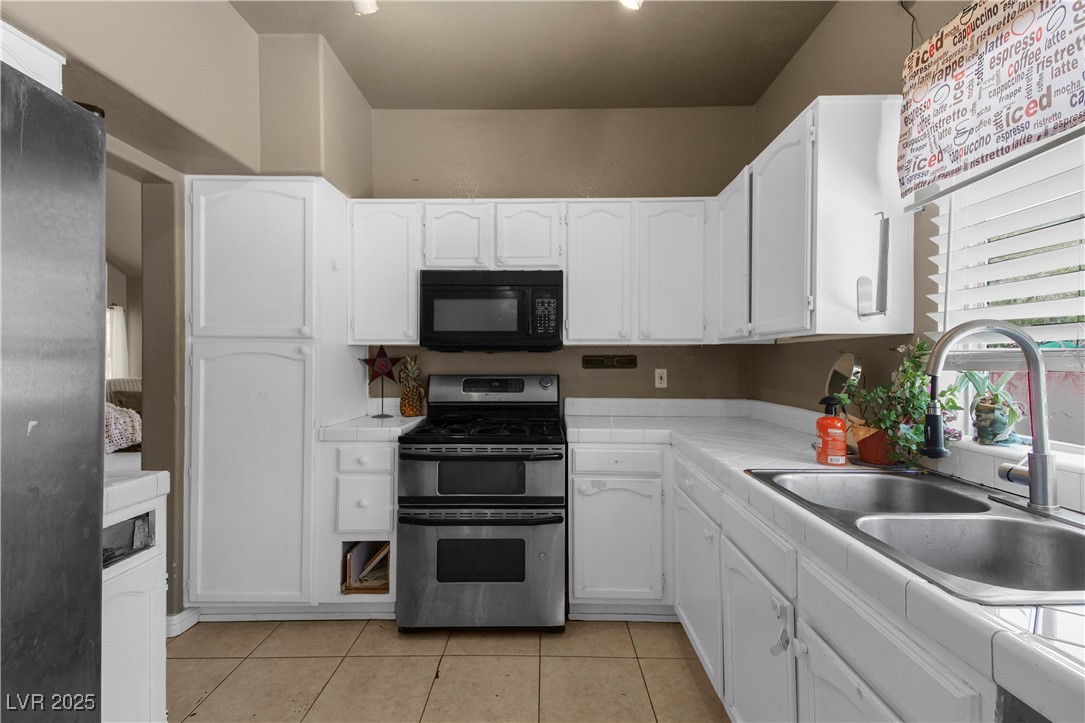2500 Cortina Avenue Property Photo 18