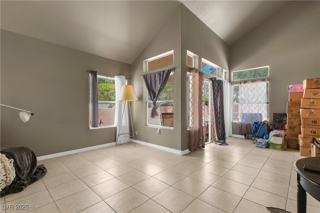 2500 Cortina Avenue Property Photo 19