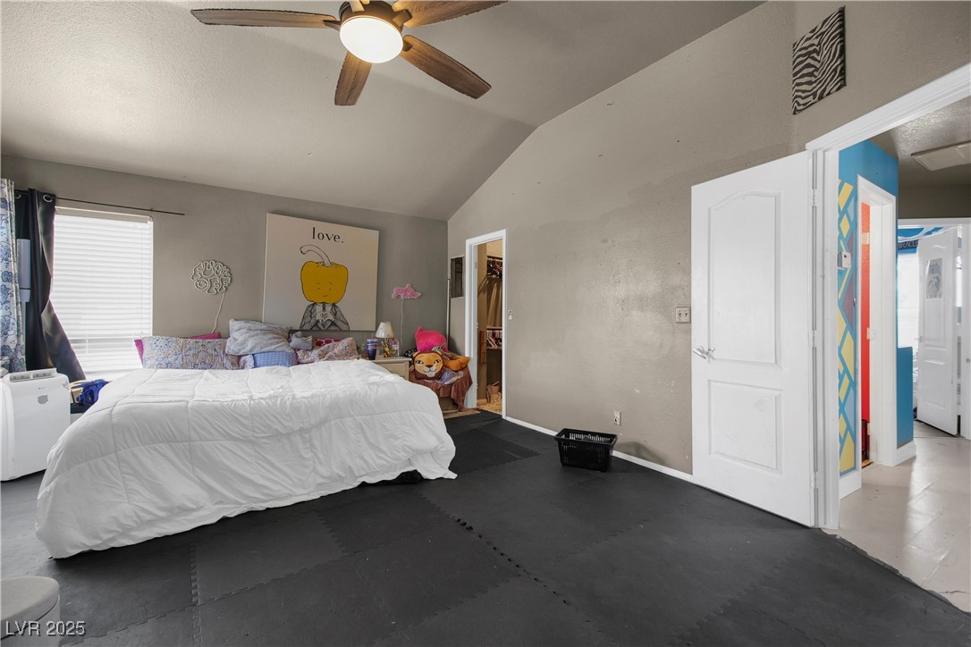 2500 Cortina Avenue Property Photo 27