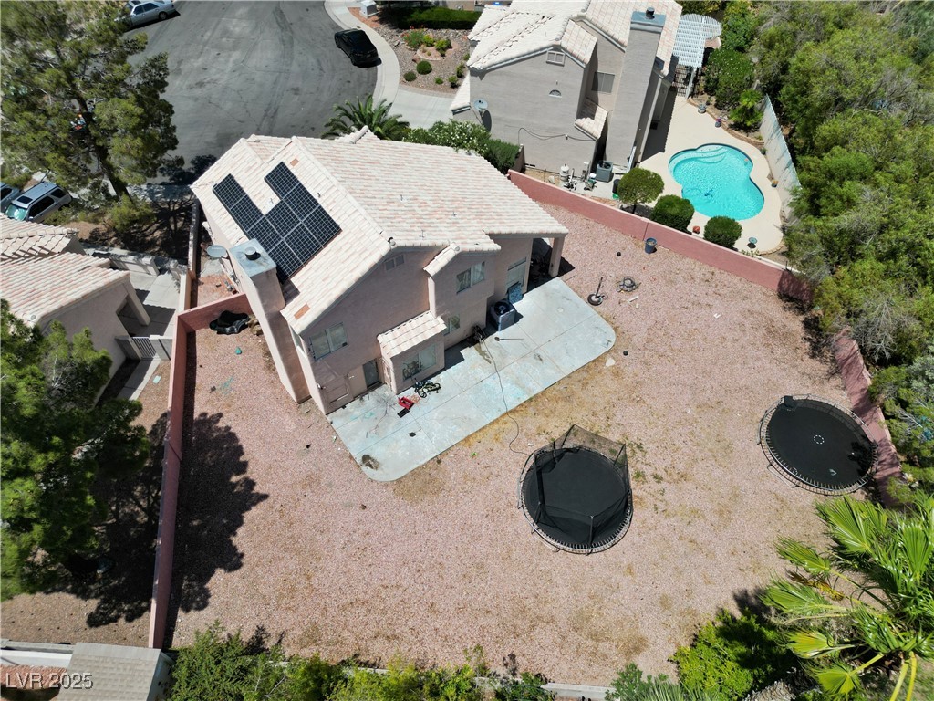 2500 Cortina Avenue Property Photo 35