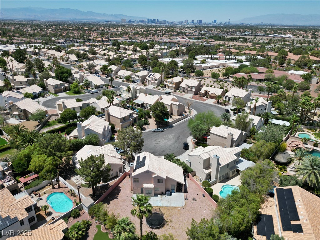 2500 Cortina Avenue Property Photo 39