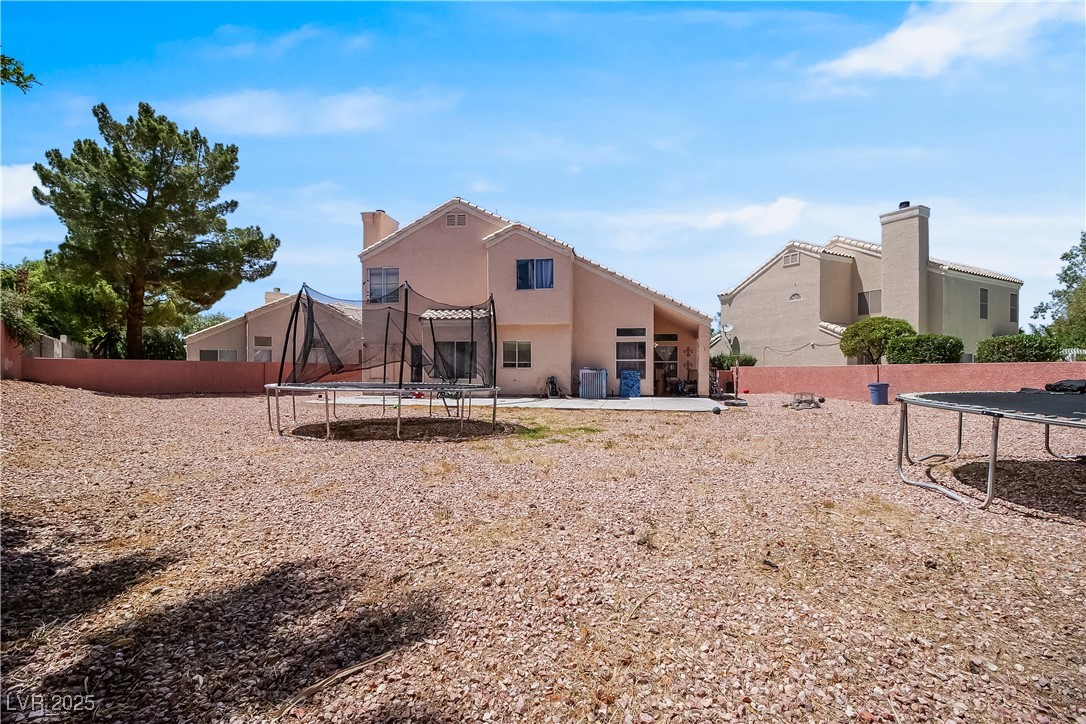 2500 Cortina Avenue Property Photo 45